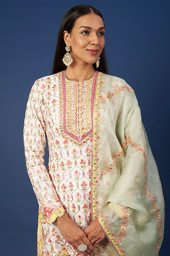 White Organza Resham Embroidered Gharara Set by Tamanna Punjabi Kapoor at Pernia's Pop Up Shop