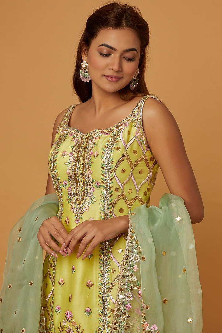 Bright Yellow Chanderi Silk Resham Embroidered Gharara Set by Tamanna Punjabi Kapoor at Pernia's Pop Up Shop