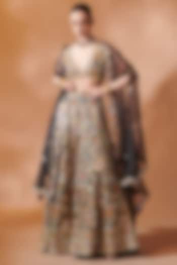 Black Georgette Resham Embroidered Cape Set by Tamanna Punjabi Kapoor at Pernia's Pop Up Shop