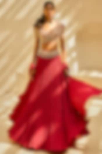 Ruby Red Habutai Silk Crushed Wedding Lehenga Set by Tamanna Punjabi Kapoor at Pernia's Pop Up Shop