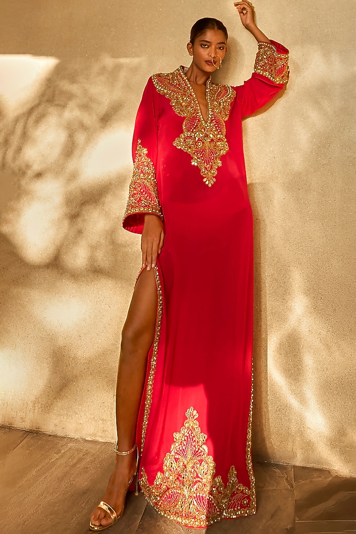 Fuchsia Pink Crepe Mirror Embroidered Kaftan by Tamanna Punjabi Kapoor at Pernia's Pop Up Shop