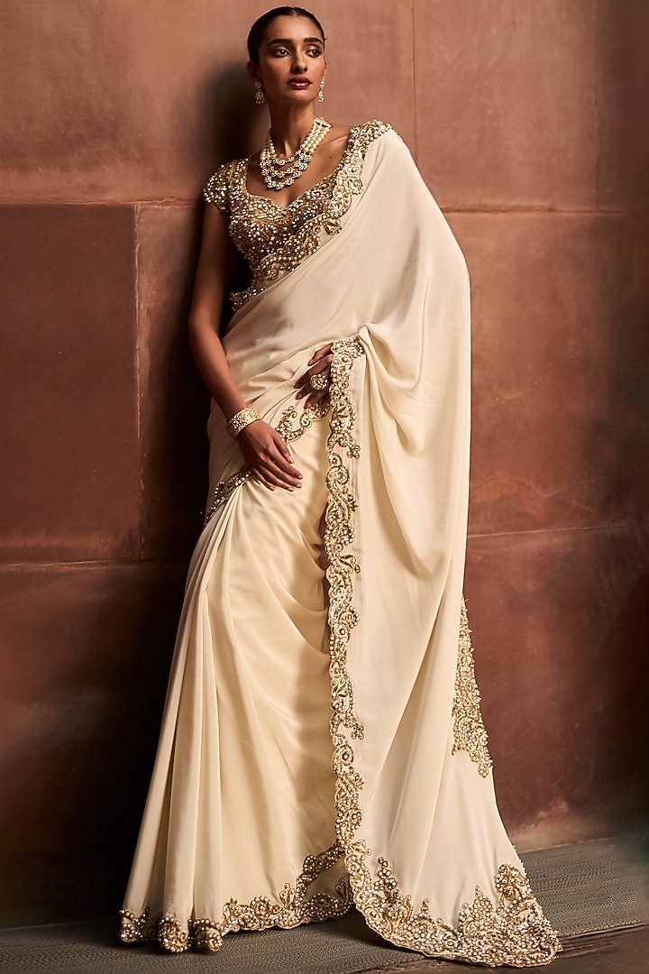 Ivory & Gold Crepe Sequin Embellished Reception Saree Set by Tamanna Punjabi Kapoor at Pernia's Pop Up Shop