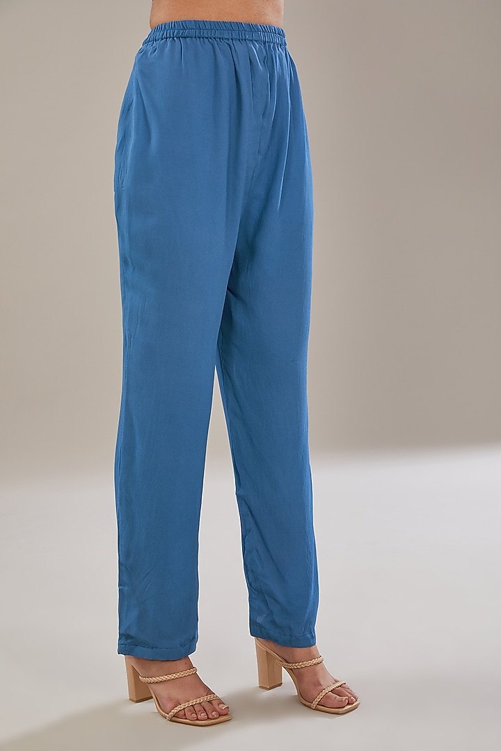 Blue Georgette Kurta Set by The Pink Mirror at Pernia's Pop Up Shop