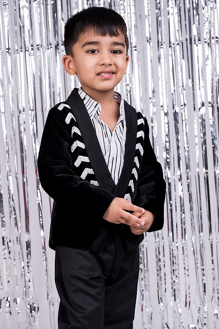 Black Velvet Blazer Set For Boys by Toplove at Pernia's Pop Up Shop