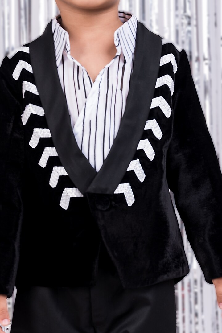 Black Velvet Blazer Set For Boys by Toplove at Pernia's Pop Up Shop