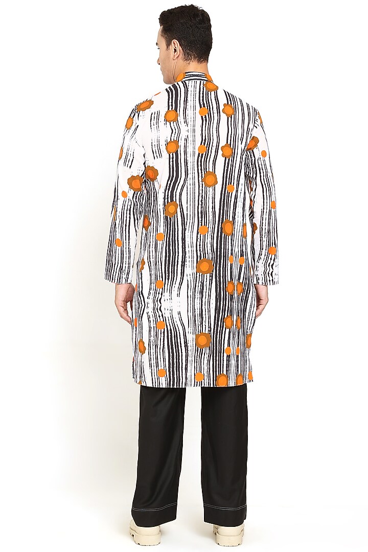 White Cotton Floral Printed Kurta by Two Point Two at Pernia's Pop Up Shop