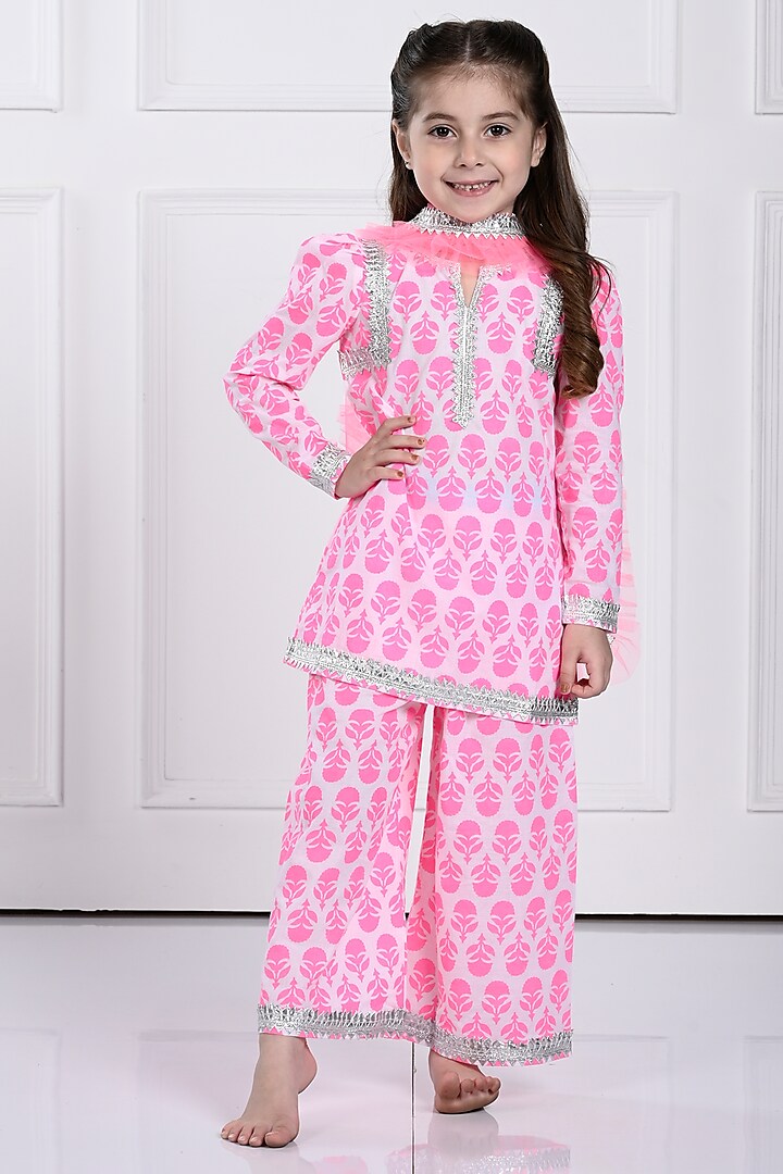 Neon Pink Cotton Printed Kurta Set For Girls by The Pony & Peony Co at Pernia's Pop Up Shop