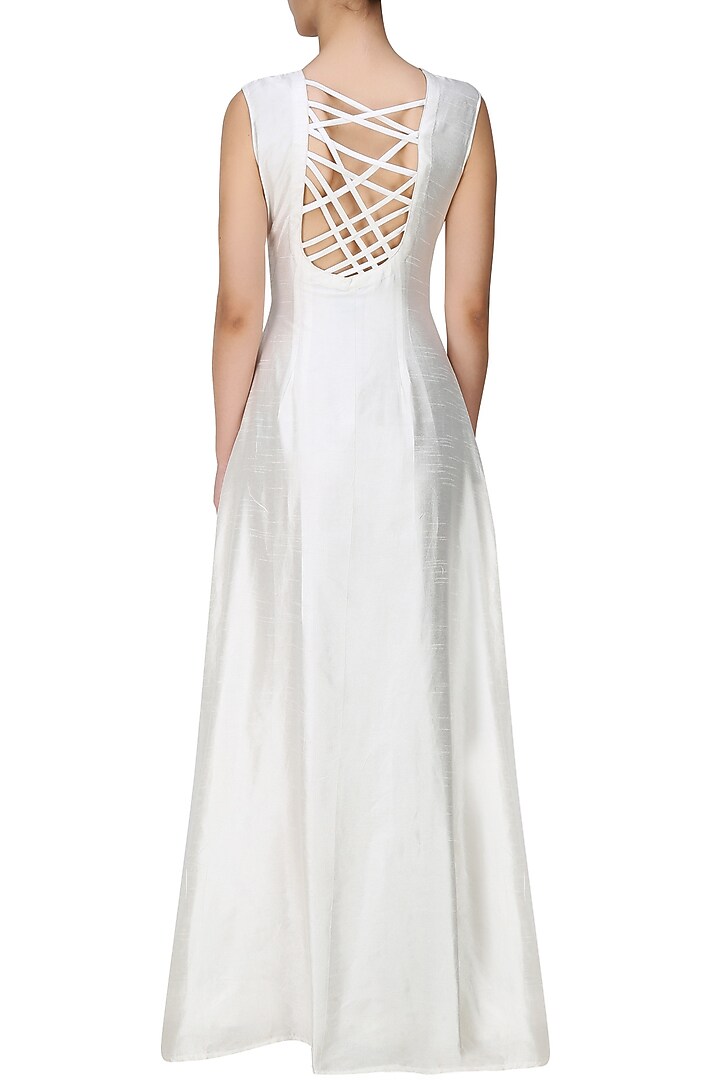 Tanya Patni presents Smoke white zardozi embroidered gown available only at Pernia's Pop Up Shop.