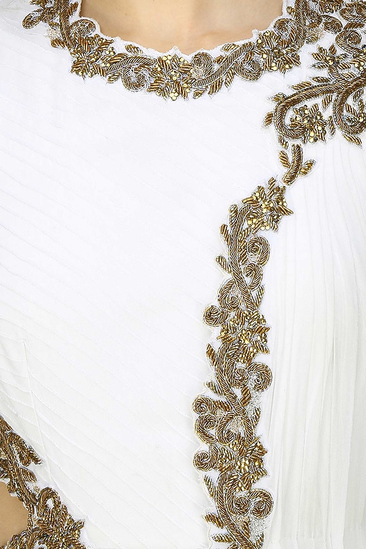 Tanya Patni presents White Anarkali with draped dupatta and side cutout available only at Pernia's Pop Up Shop.