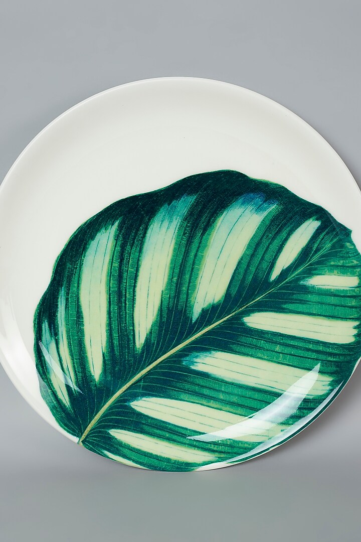 White Vintage Leaf Style Wall Plate by The Quirk India at Pernia's Pop Up Shop