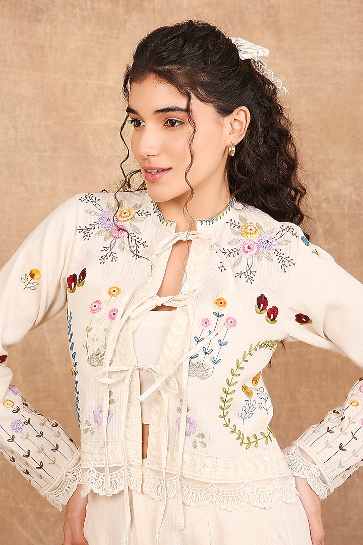 Ivory Handloom Organic Cotton Floral Embroidered Co-Ord Set by The Right Cut at Pernia's Pop Up Shop