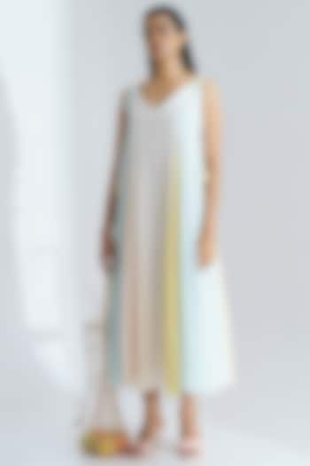 White Handloom Khadi Dress by The Right Cut