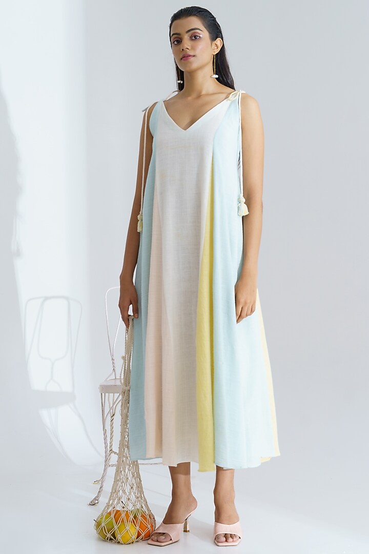 White Handloom Khadi Summer Dress by The Right Cut at Pernia's Pop Up Shop