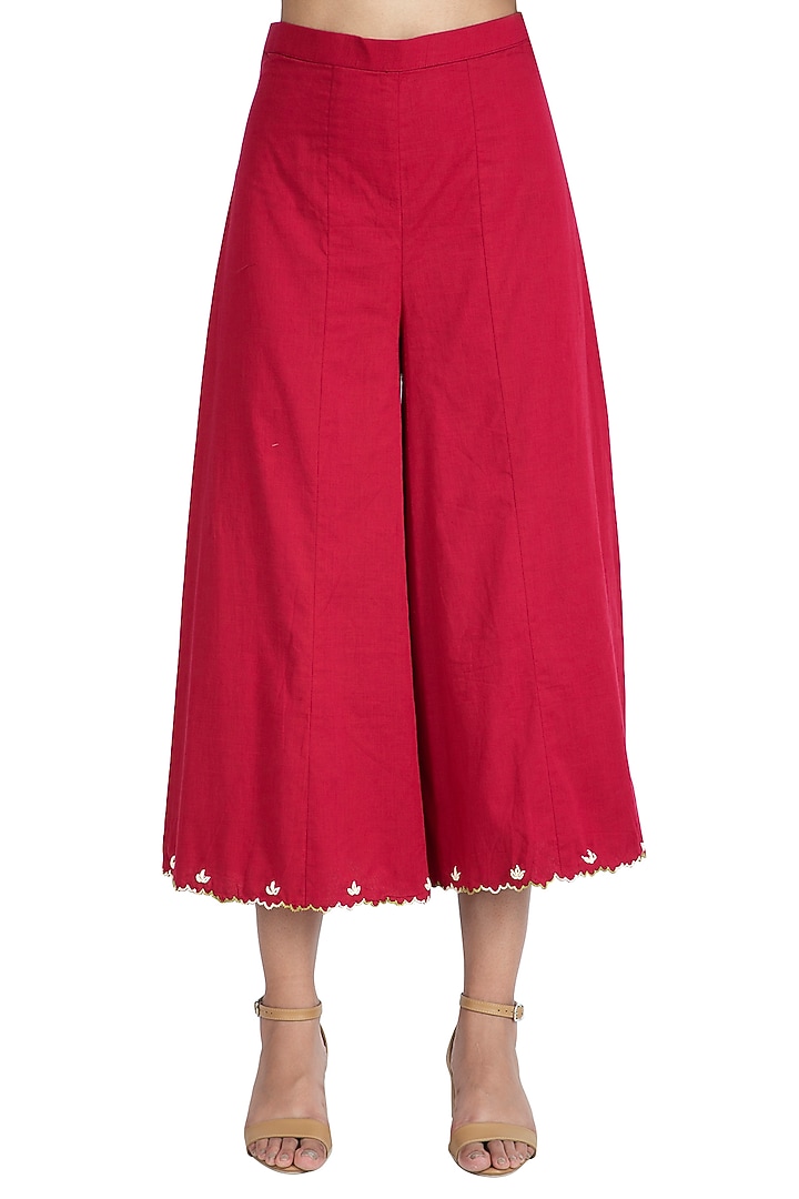 Maroon Hand Embroidered Kurta Set by The Right Cut at Pernia's Pop Up Shop