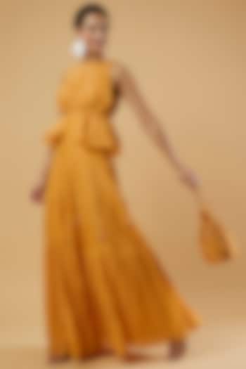 Yellow Embroidered Skirt Set by The Right Cut at Pernia's Pop Up Shop