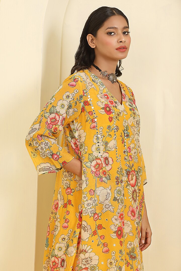 Mustard Silk Chanderi Printed & Mirror Work Co-Ord Set by Trendy Tokari at Pernia's Pop Up Shop