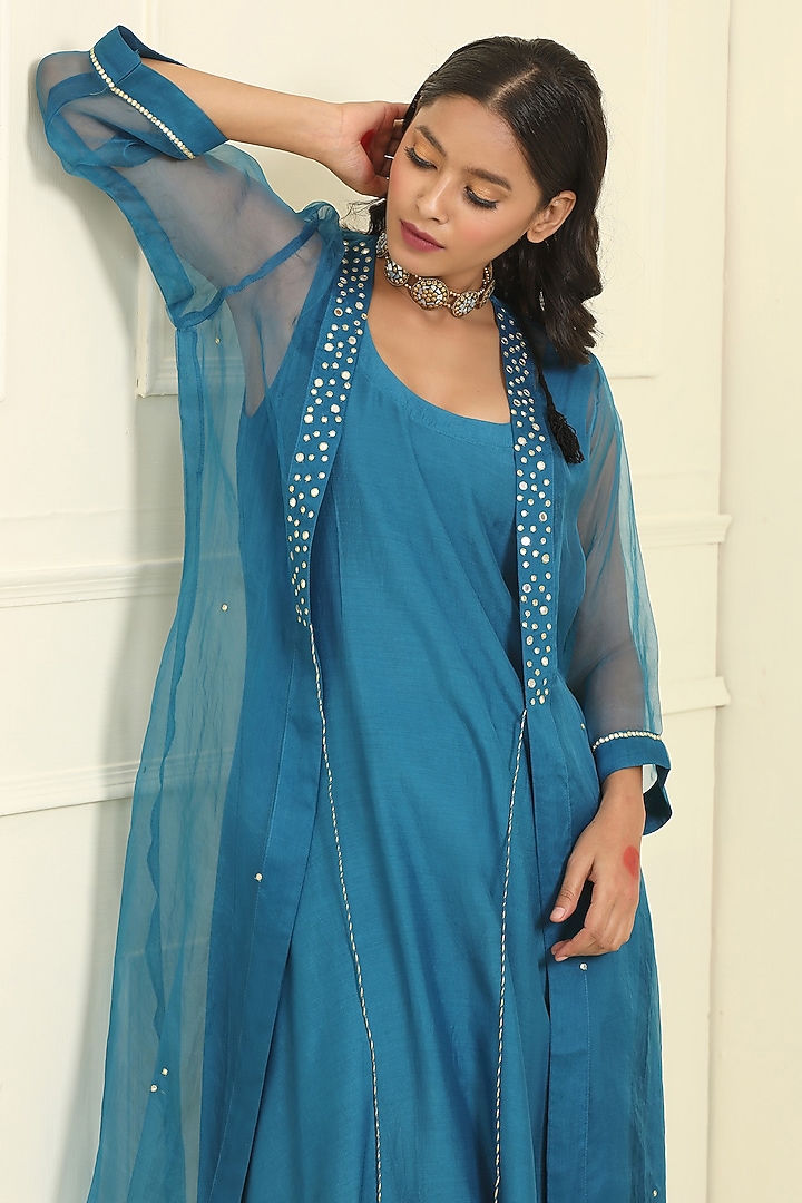 Teal Blue Organza Hand Embroidered Kurta Set by Trendy Tokari at Pernia's Pop Up Shop