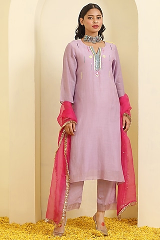 Mauve Silk Chanderi Mirror Hand Embroidered Kurta Set by Trendy Tokari