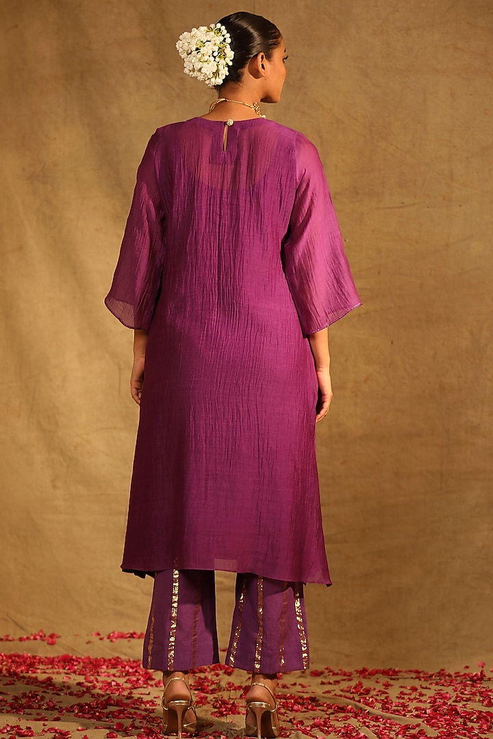 Purple Silk Chanderi Leaf Hand Embroidered Kurta Set by Trendy Tokari at Pernia's Pop Up Shop