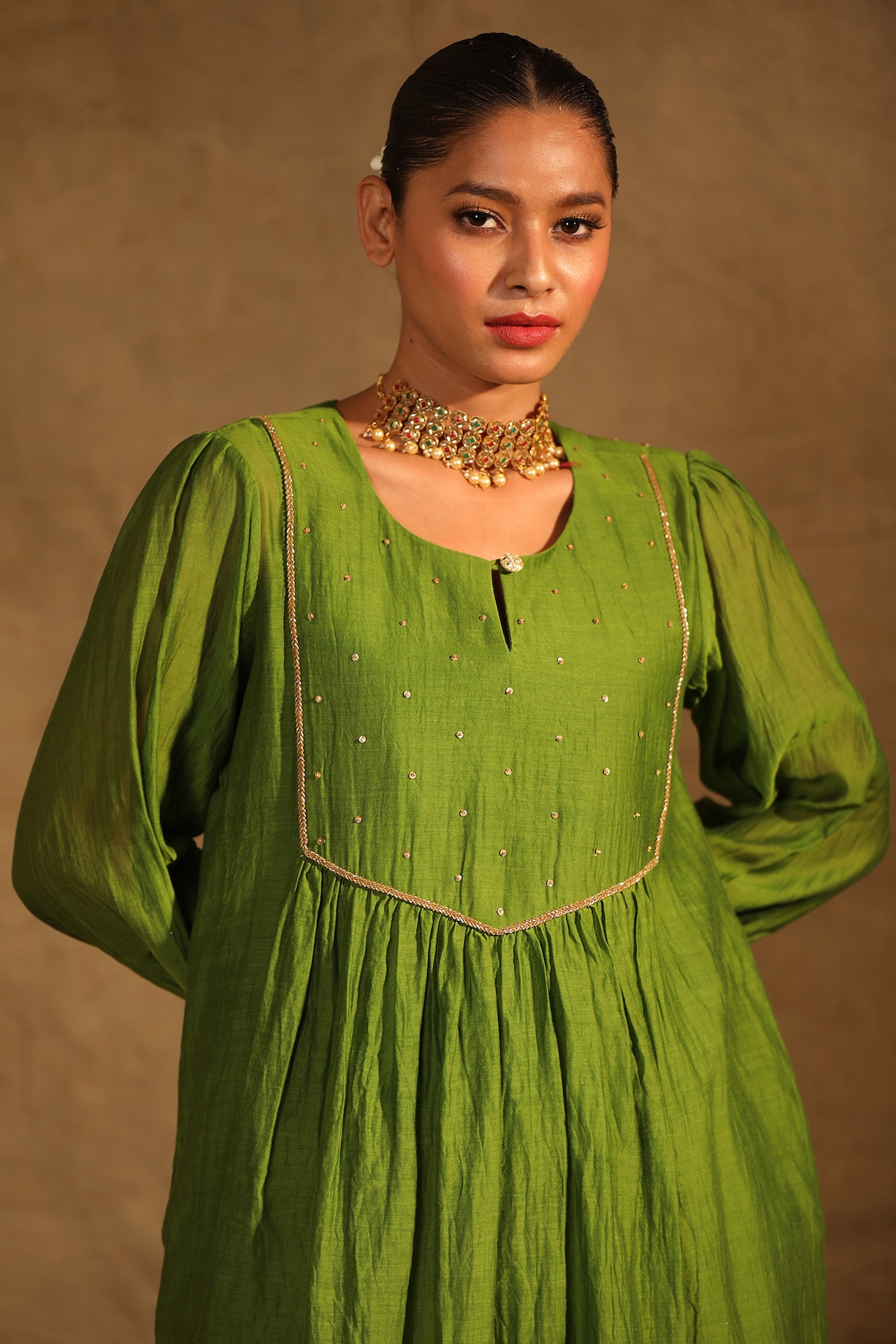 Olive Green Silk Chanderi Hand Embroidered Kurta Set By Trendy Tokari 