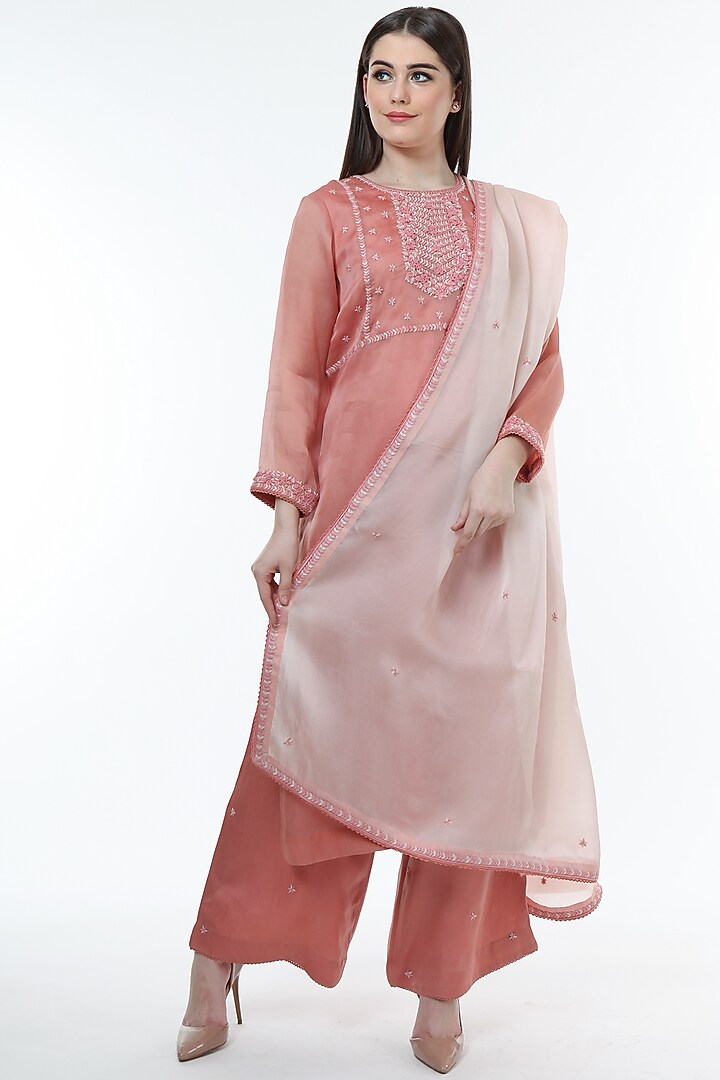 Dusty Rose Embroidered Kurta Set by Trisvaraa at Pernia's Pop Up Shop