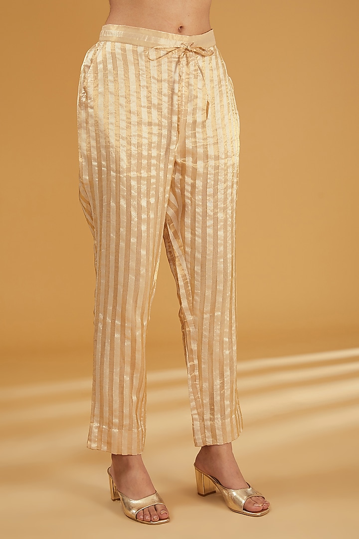 Ivory Handloom Pure Cotton Silk Hand Embroidered Kurta Set by Trisvaraa at Pernia's Pop Up Shop