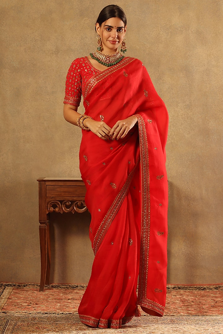 Tomato Red Silk Organza Hand Embroidered Reception Saree Set by Trisvaraa at Pernia's Pop Up Shop