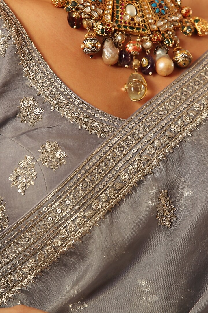 Grey Pure Silk Organza Embroidered Reception Saree Set by Trisvaraa at Pernia's Pop Up Shop
