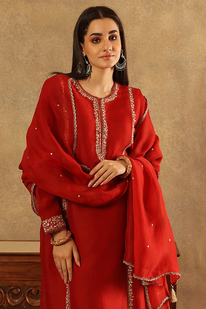 Maroon Pure Silk Organza Embroidered Kurta Set by Trisvaraa at Pernia's Pop Up Shop