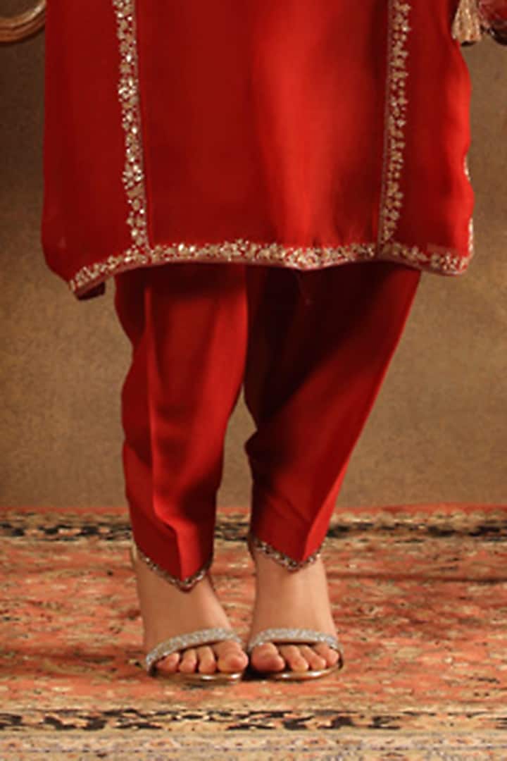 Maroon Pure Silk Organza Embroidered Kurta Set by Trisvaraa at Pernia's Pop Up Shop