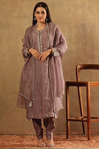 Ash Lavender Handwoven Katan Silk Embroidered Kurta Set by Trisvaraa