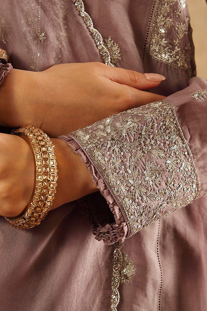 Ash Lavender Handwoven Katan Silk Embroidered Kurta Set by Trisvaraa at Pernia's Pop Up Shop