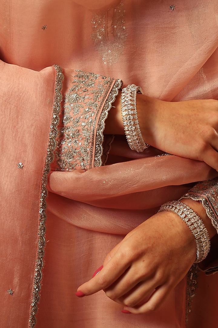 Pink Handwoven Katan Silk Embroidered Kurta Set by Trisvaraa at Pernia's Pop Up Shop