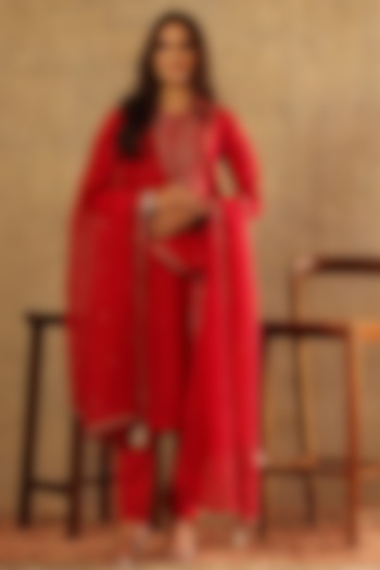 Fuchsia Pink Handwoven Katan Silk Embroidered Kurta Set by Trisvaraa at Pernia's Pop Up Shop