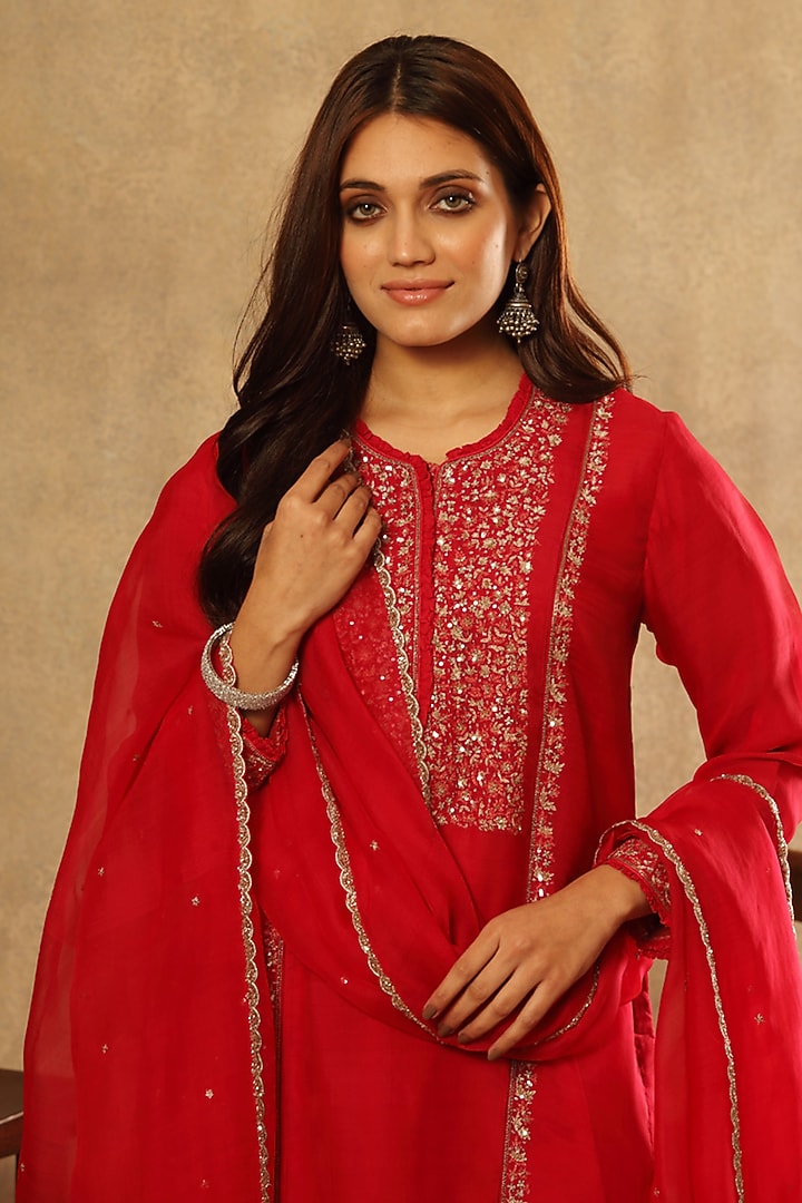 Fuchsia Pink Handwoven Katan Silk Embroidered Kurta Set by Trisvaraa at Pernia's Pop Up Shop