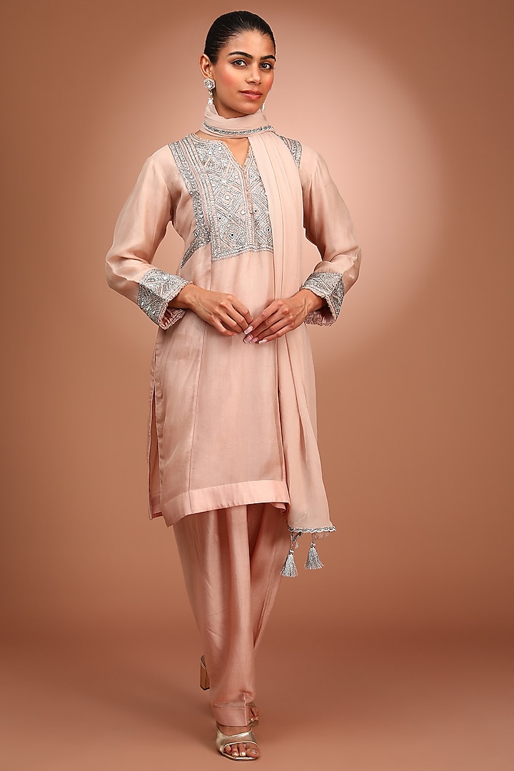 Pink Handwoven Katan Silk Cutdana Embroidered Kurta Set by Trisvaraa at Pernia's Pop Up Shop