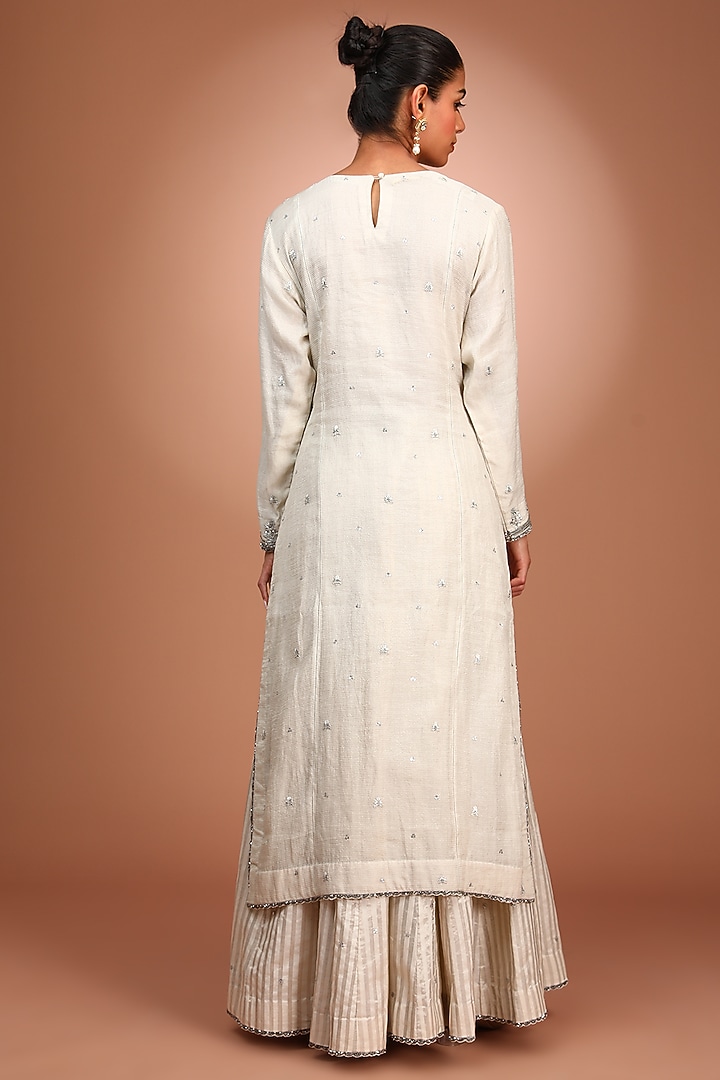 Ivory Pure Cotton Silk Kurta Set by Trisvaraa at Pernia's Pop Up Shop