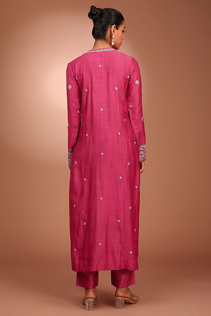 Pink Handwoven Pure Silk Cotton Hand Embroidered Kurta Set by Trisvaraa at Pernia's Pop Up Shop