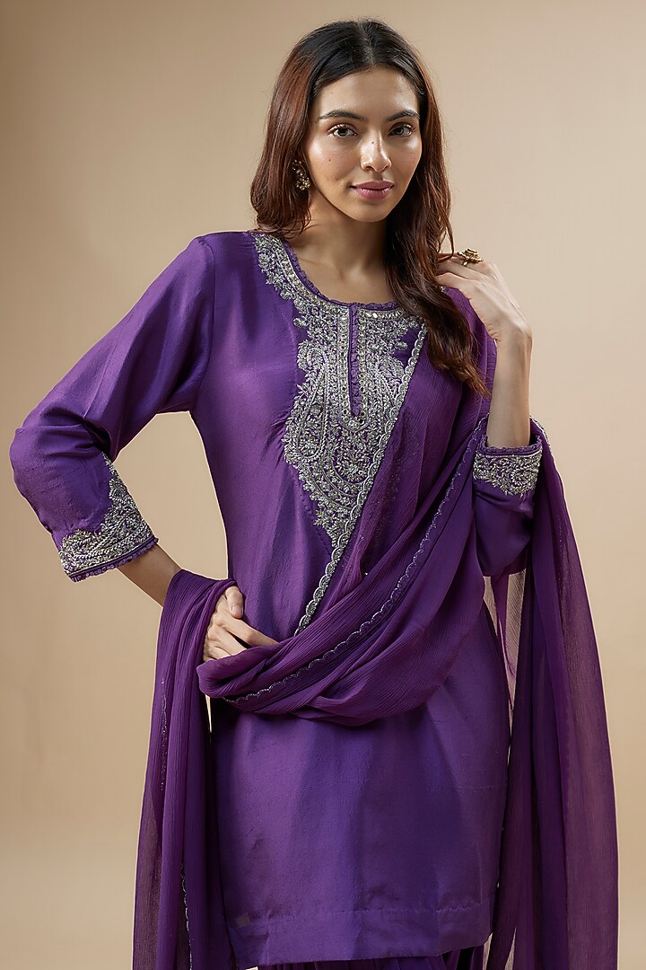 Aubergine Pure Raw Silk Dabka Hand Embroidered Kurta Set by Trisvaraa at Pernia's Pop Up Shop