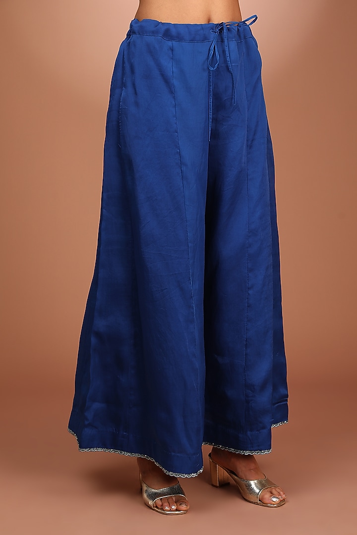 Blue Handwoven Pure Katan Silk Hand Embroidered Kurta Set by Trisvaraa at Pernia's Pop Up Shop