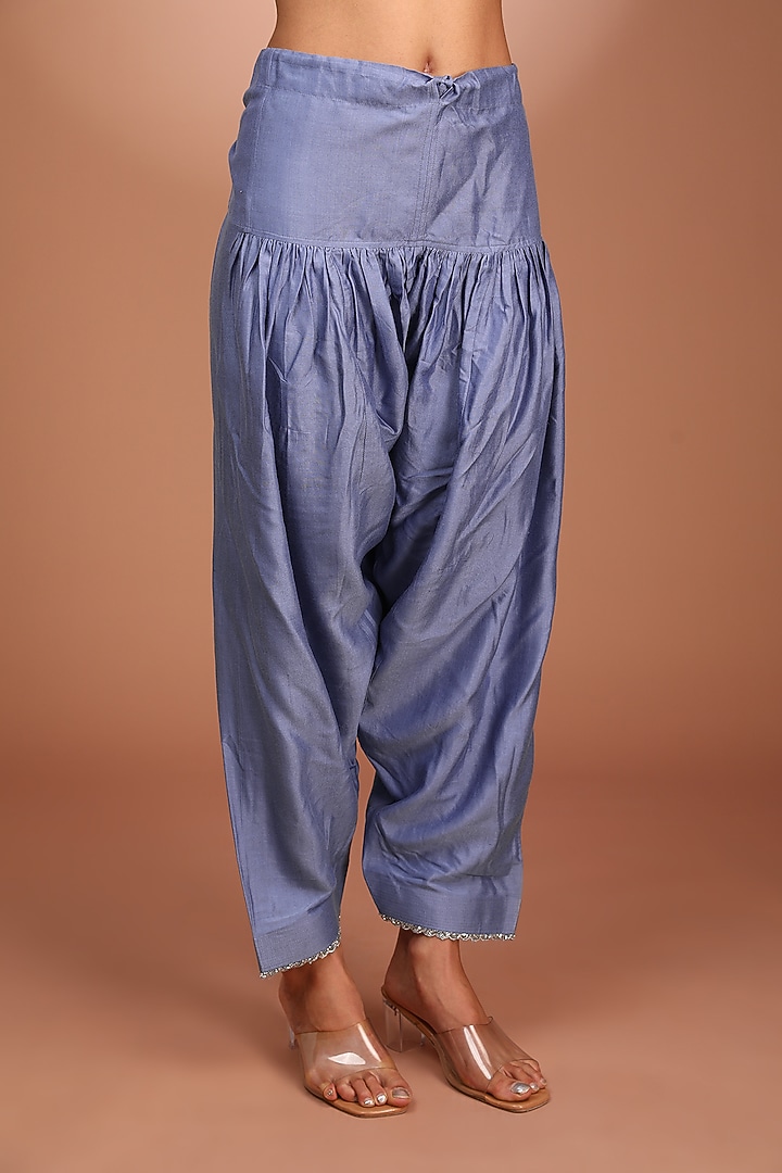 Blue Pure Silk Organza Hand Embroidered Kurta Set by Trisvaraa at Pernia's Pop Up Shop