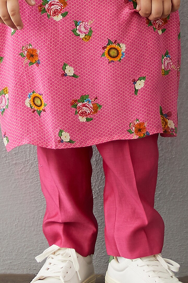 Carnation Pink Chanderi Kurta Set For Boys by Torani Kids at Pernia's Pop Up Shop