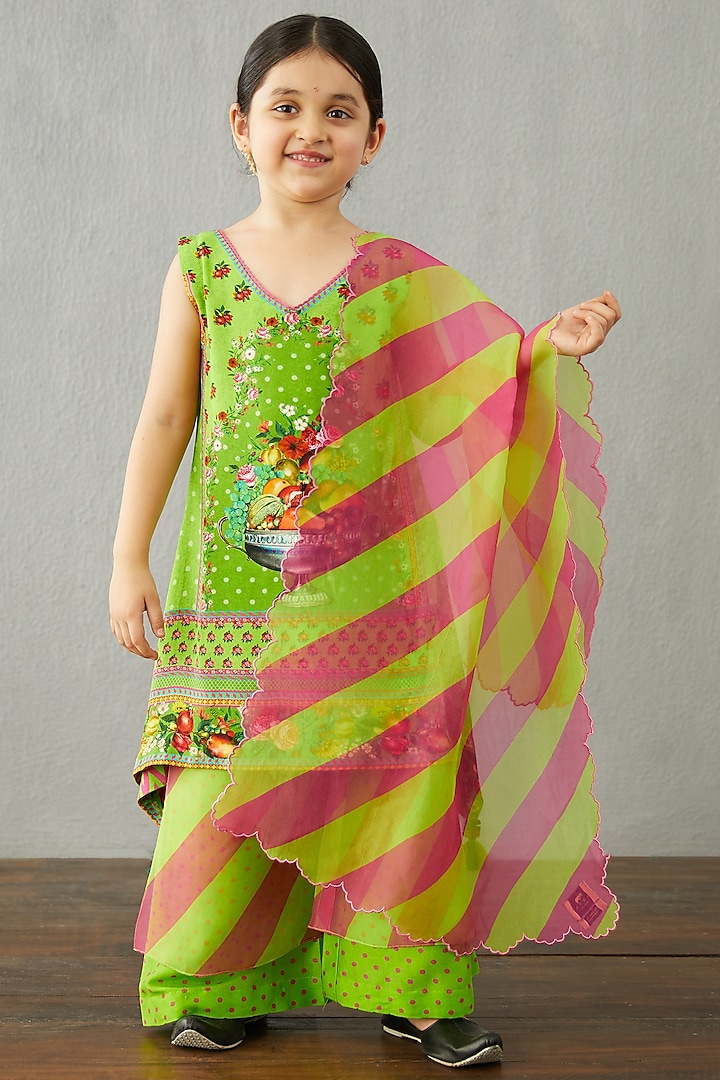 Leaf Green Cotton Silk & Organza Kurta Set For Girls by Torani Kids at Pernia's Pop Up Shop