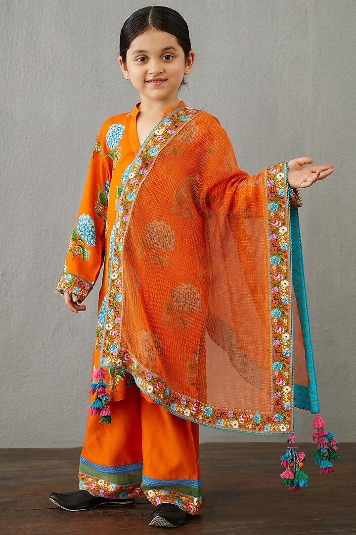 Blaze Orange Chanderi Kurta Set For Girls by Torani Kids at Pernia's Pop Up Shop