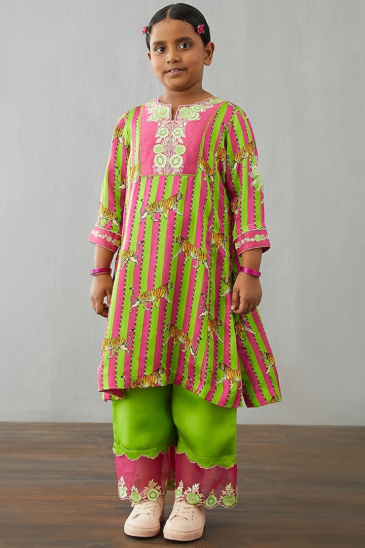 Dark Pink & Leaf Green Handwoven Chanderi Kurta Set For Girls by Torani Kids at Pernia's Pop Up Shop