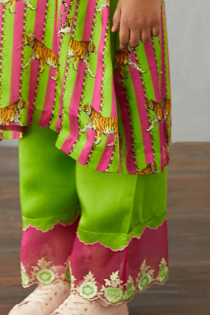 Dark Pink & Leaf Green Handwoven Chanderi Kurta Set For Girls by Torani Kids at Pernia's Pop Up Shop