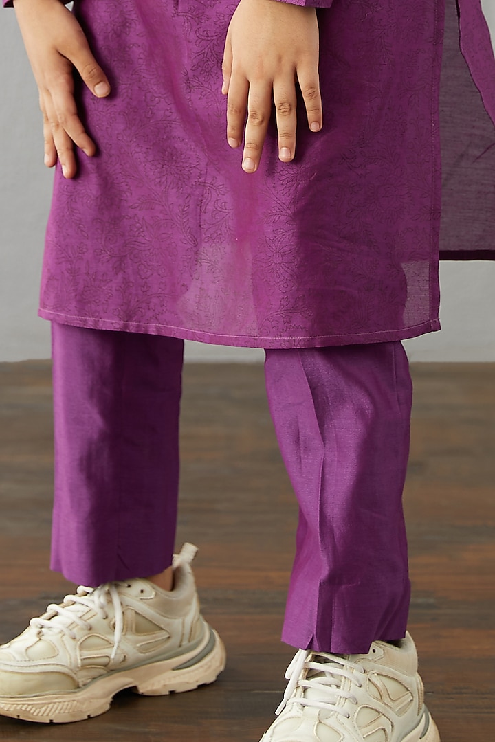 Plum Purple Cotton Silk & Handwoven Chanderi Bundi Set For Boys by Torani Kids at Pernia's Pop Up Shop