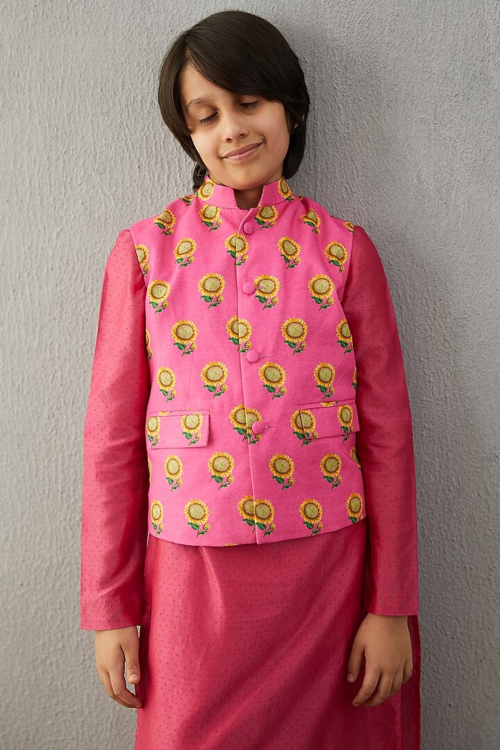 Medium Pink Kurta Set With Bandi Jacket by Torani Kids at Pernia's Pop Up Shop