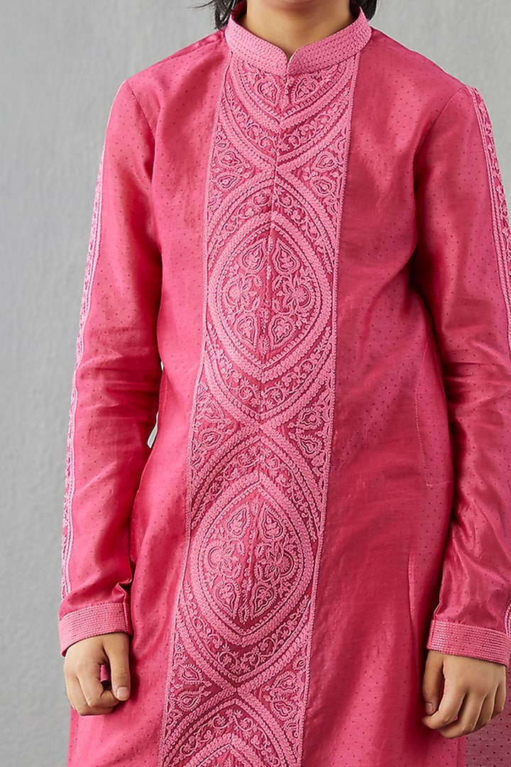 Medium Pink Chanderi Kurta Set For Boys by Torani Kids at Pernia's Pop Up Shop