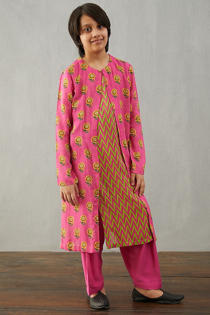 Medium Pink Kurta Set In Chanderi For Boys Design by Torani Kids at ...